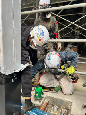 カーテンウォール下部調整 (1)-2